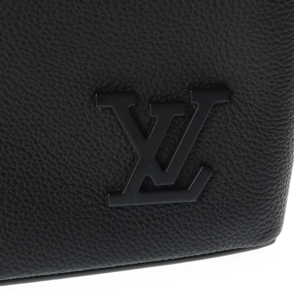 LOUIS VUITTON(ルイヴィトン) LVアエログラム テイクオフ ポーチ ポシェット バッグ ブラック M69837