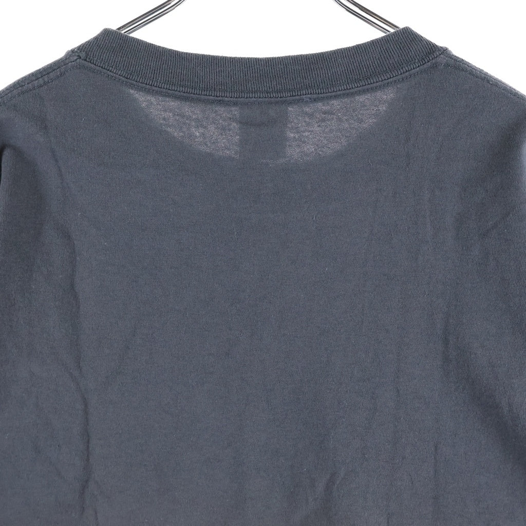 NO BRAND(ノーブランド) EXODUS(エクソダス) ツォオ・ニー・マー フロントロゴプリント 半袖Tシャツ カットソー チャコールグレー