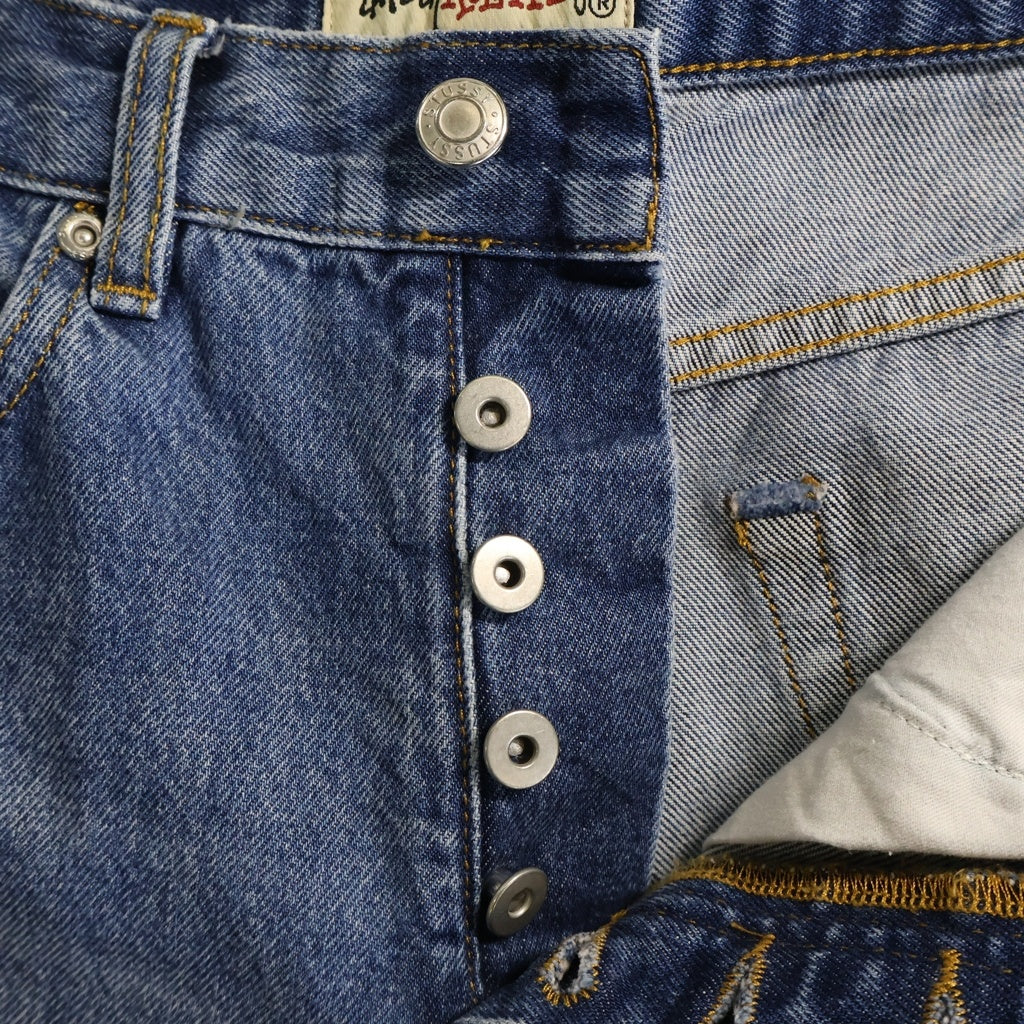STUSSY(ステューシー) RELAXED JEAN リラックスドジーンズ ボタンフライ ワイドストレート デニムパンツ インディゴ