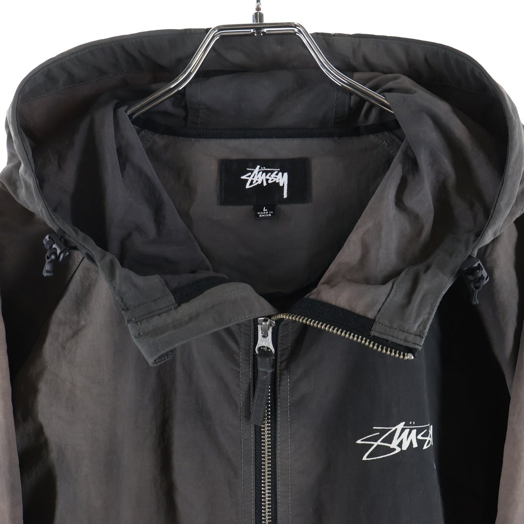 STUSSY(ステューシー) Beach Shell Wave Dye 両面ストックロゴプリント ナイロン フーデッド ジップアップジャケット ブラウン