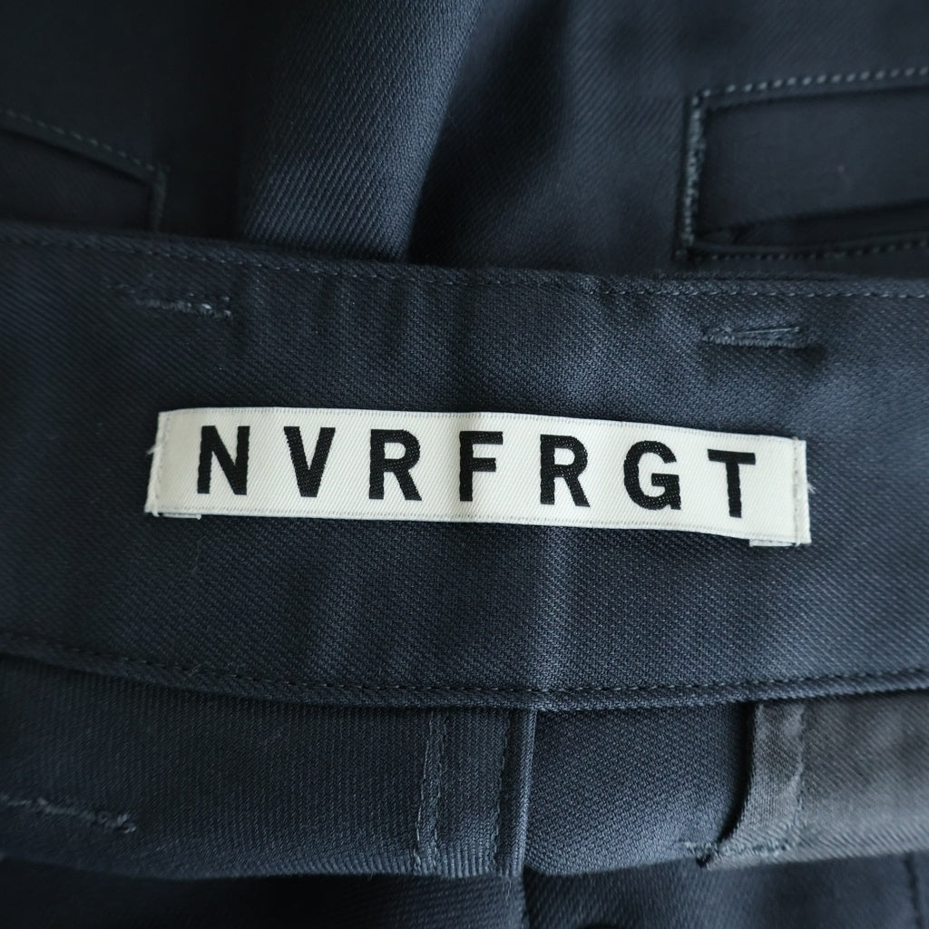 NVRFRGT(ネバーフォーゲット) 2TUCKED TWISTED TROUSERS 2タックツイスト トラウザーズ コットン ワークパンツ グレー NF261P06