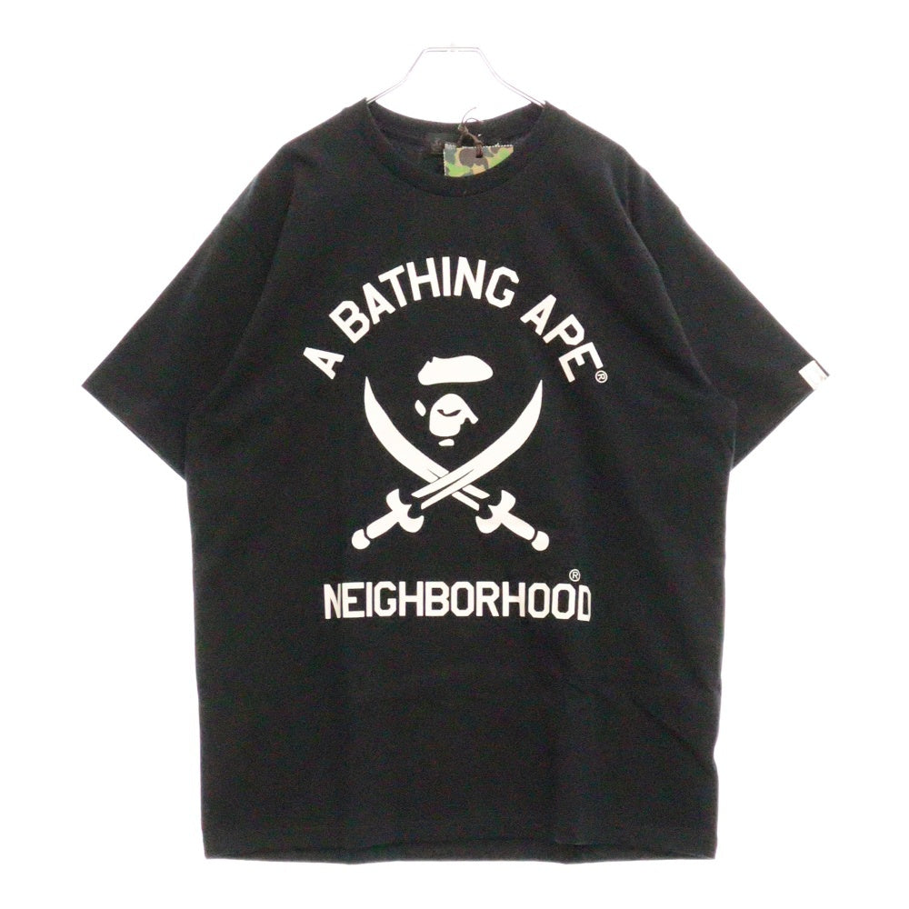 A BATHING APE(アベイシングエイプ) 25SS × NEIGHBORHOOD NBHD TEE フロントロゴプリント 半袖Tシャツ カットソー ブラック 1K73109915