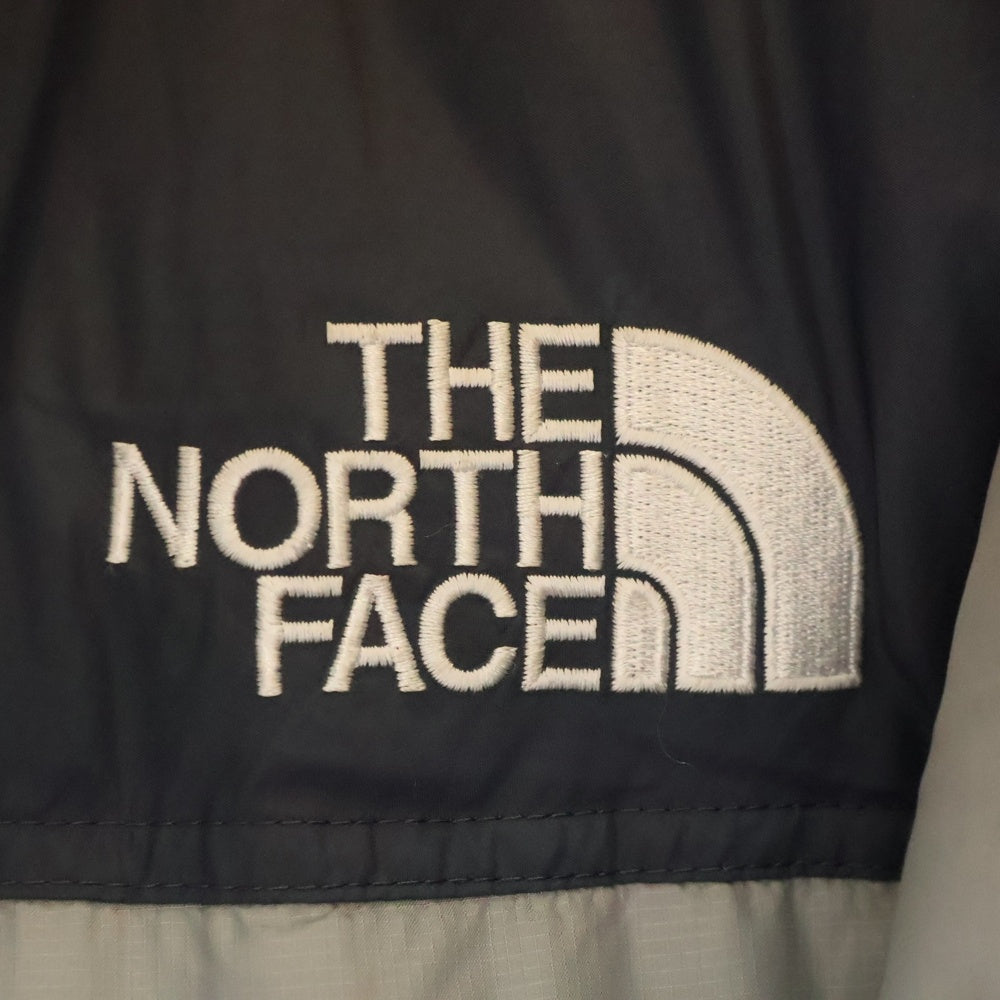 THE NORTH FACE(ザノースフェイス) NUPTSE HOODIE ヌプシ フード ダウンジャケット グレー ND92232R