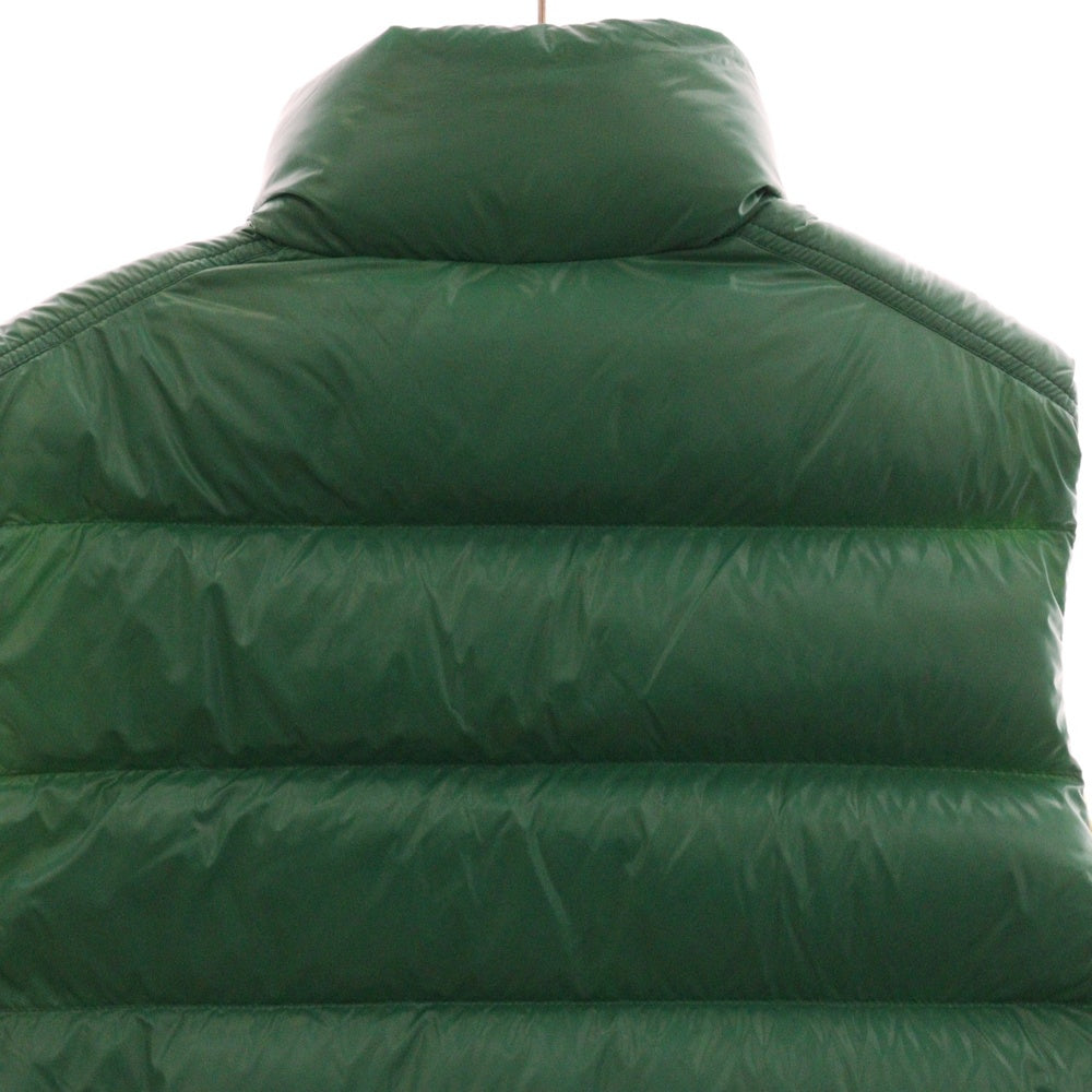 MONCLER(モンクレール) 24SS PARKE GILET パテッド ジップアップダウンベスト ジレ グリーン J10911A00079