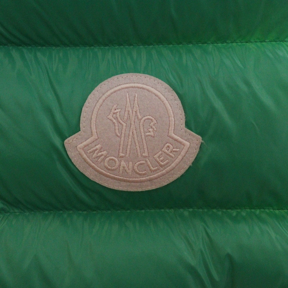 MONCLER(モンクレール) 24SS PARKE GILET パテッド ジップアップダウンベスト ジレ グリーン J10911A00079