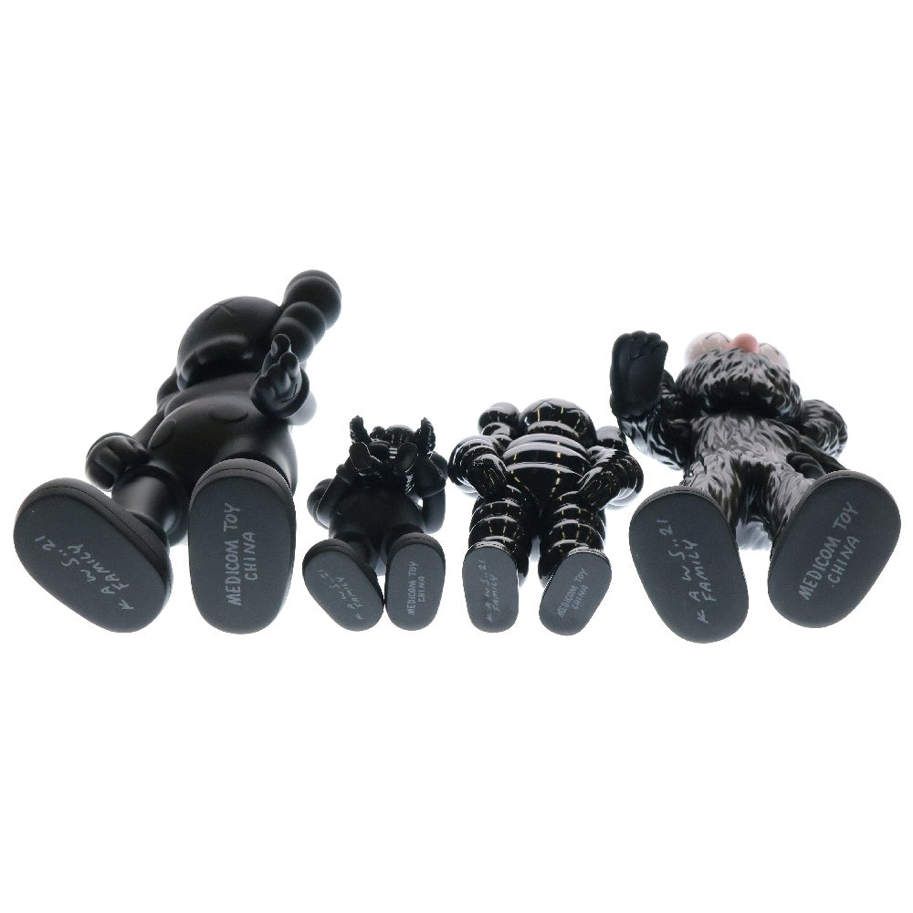 MEDICOM TOY(メディコムトイ) 2021 KAWS TOKYO FIRST #2 FAMILY BLACK カウズ ファミリー フィギュア 人形 ブラック