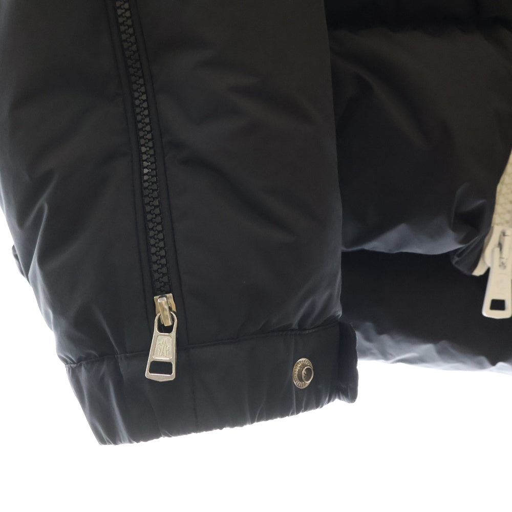MONCLER(モンクレール) 21AW IDIL GIUBBOTTO フード付き ジップアップ ダウンジャケット ブラック G20911A00094