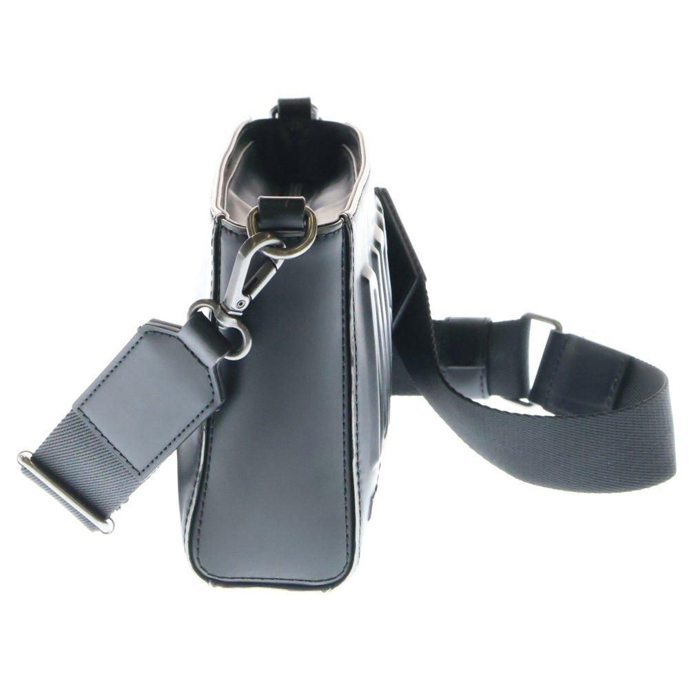 DIESEL(ディーゼル) 25SS 3D CAMERA BAG カメラ ロゴ ショルダーバッグ ブラック X10235 P8078