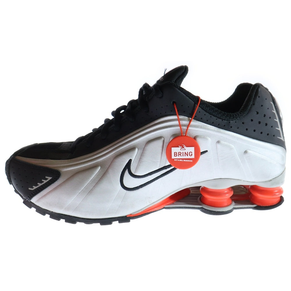 NIKE(ナイキ) SHOX R4 /METALLIC SILVER-BLACK HQ1988-002 ショックス ローカットスニーカー シューズ シルバー/ブラック US8.5/26.5cm