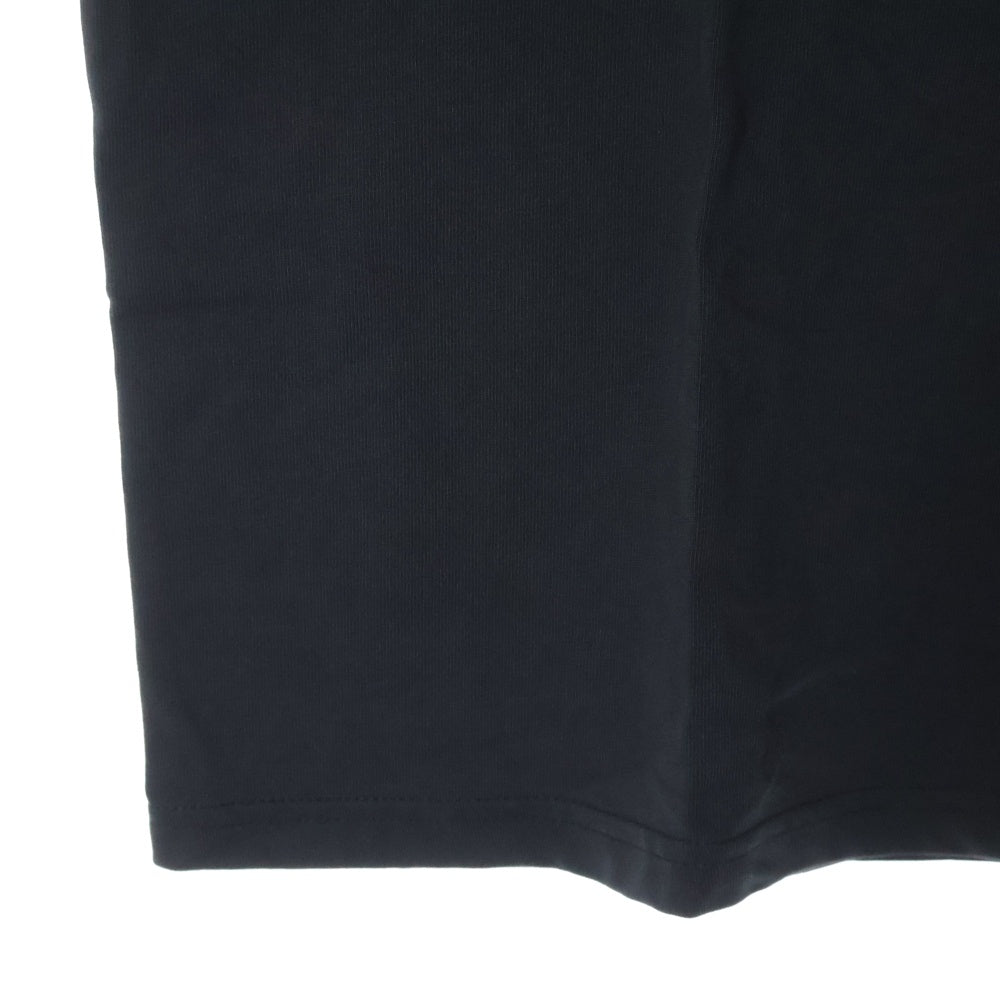 MONCLER(モンクレール) 23SS フロントロゴ 半袖Tシャツカットソー ブラック J20918C00016 89A17