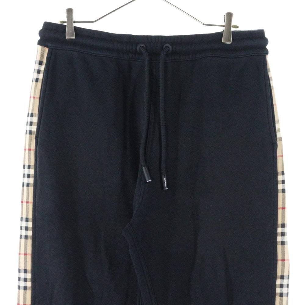 BURBERRY(バーバリー) サイドチェックラインスウェットロングパンツ ブラック 8026273