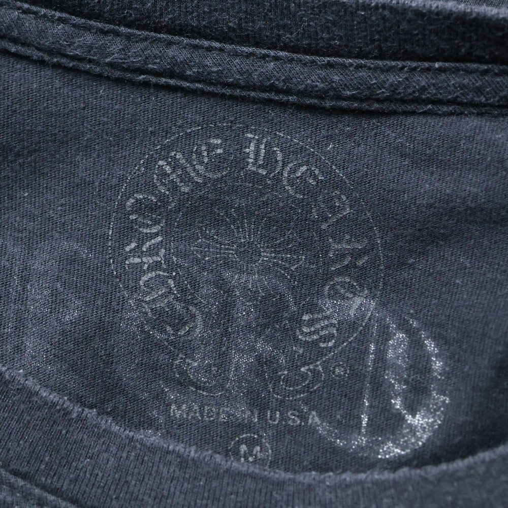 CHROME HEARTS(クロムハーツ) Vertical Logo Tee ヴァーティカルロゴ 長袖Tシャツ 胸ポケットロゴ バックロゴ 長袖カットソー ホワイト/ブラック