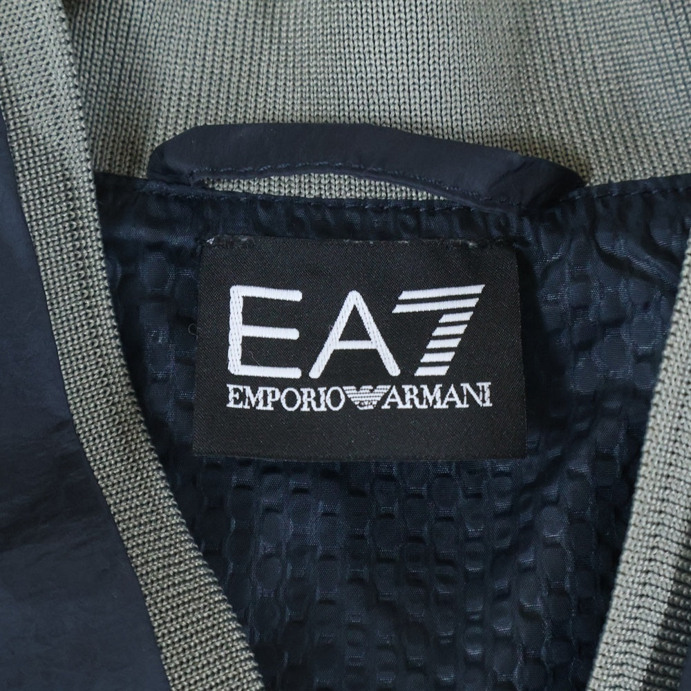 EMPORIO ARMANI EA7(エンポリオアルマーニイーエーセブン) フロントロゴ ナイロンジャケット ネイビー