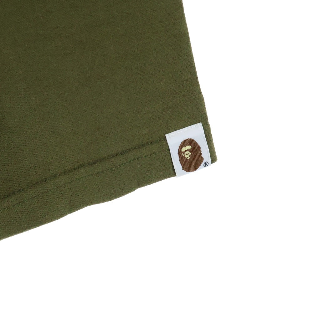 A BATHING APE(アベイシングエイプ) フロントプリント ラグランTシャツ カットソー カーキ/ホワイト レディース