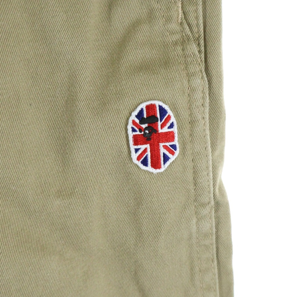 A BATHING APE(アベイシングエイプ) コットン ワッペンロゴ チノパンツ べージュ 001PTA301009X