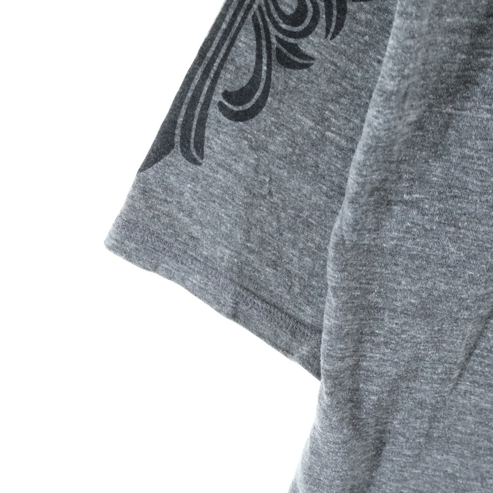 CHROME HEARTS(クロムハーツ) 袖フローラル バックスクロールラベル ラグランスリーブ 七分袖ヘンリーネックTシャツ カットソー グレー