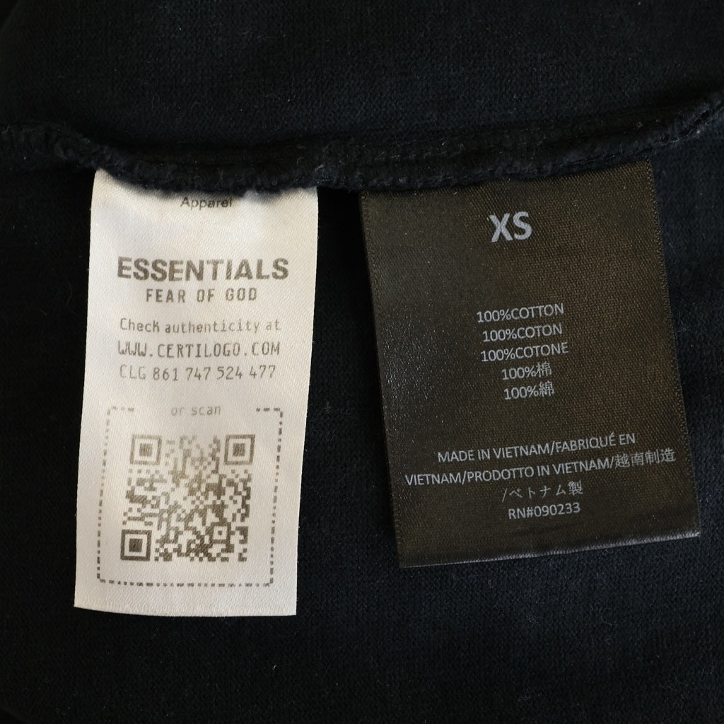 FEAR OF GOD ESSENTIALS(フィアオブゴッド エッセンシャルズ) STATE LOGO LONGSLEEVE TEE ロングスリーブTシャツ カットソーブラック