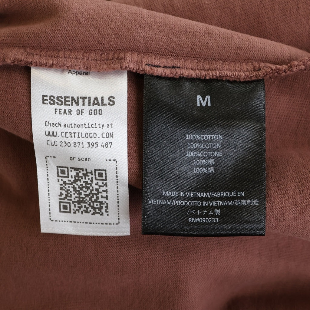FEAR OF GOD ESSENTIALS(フィアオブゴッド エッセンシャルズ) STATE LOGO TEE 半袖Tシャツ カットソー ピンク