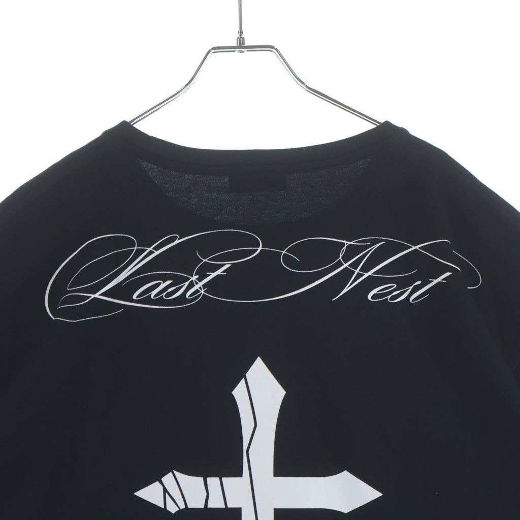 LAST NEST(ラスト ネスト) 26SS CRACKED CROSS LOGO T-SHIRT バック クロスロゴ 半袖カットソー ブラック