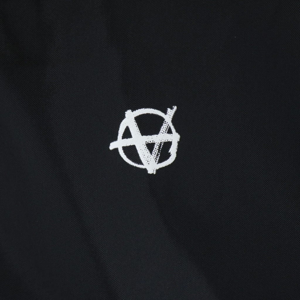 VETEMENTS(ヴェトモン) 2019AW Anarchy Raincoat アナーキー ナイロンレインコート ブラック UAH20JA816
