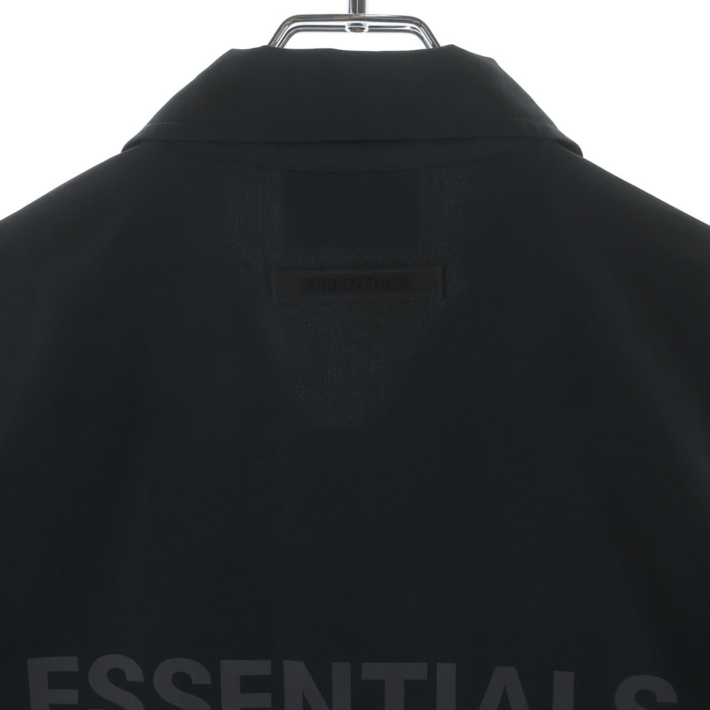 FEAR OF GOD ESSENTIALS(フィアオブゴッド エッセンシャルズ) OACH JACKET ナイロン スナップボタン ドローコード 両面ロゴプリントコーチジャケット チャコールグレー