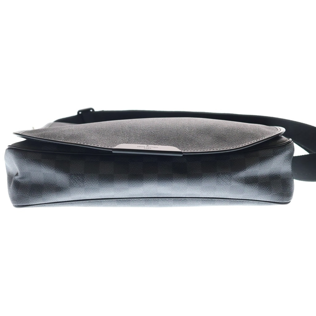 LOUIS VUITTON(ルイヴィトン) ダニエルMM ダミエ・グラフィット PVC×レザー ショルダーバッグ ブラック N58029