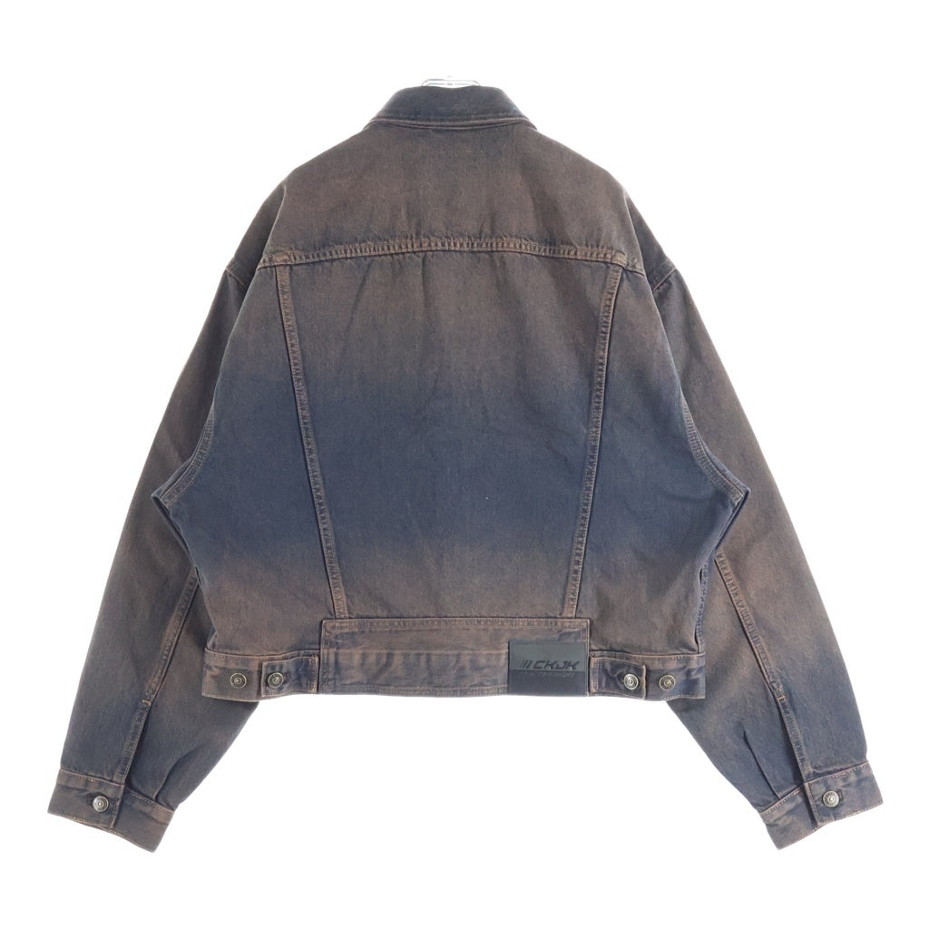 Calvin Klein(カルバンクライン) ×Jung Kook 90s Denim Jacket ジョングク デニムトラッカージャケット ブラウン 40433MF 001