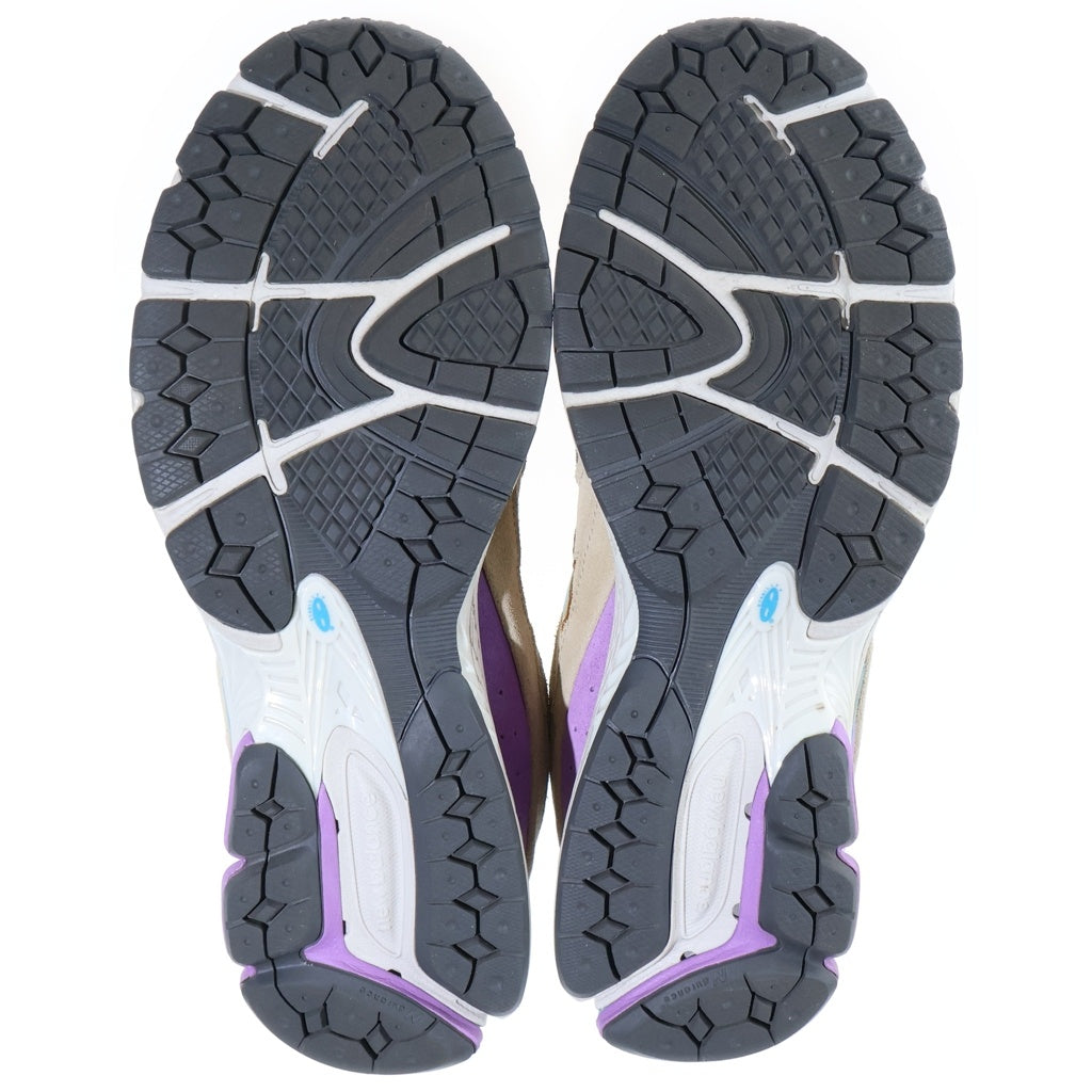 New Balance(ニューバランス) BEIGE/PURPLE ローカットスニーカー ベージュ/パープル US11/29.0cm M2002RWA