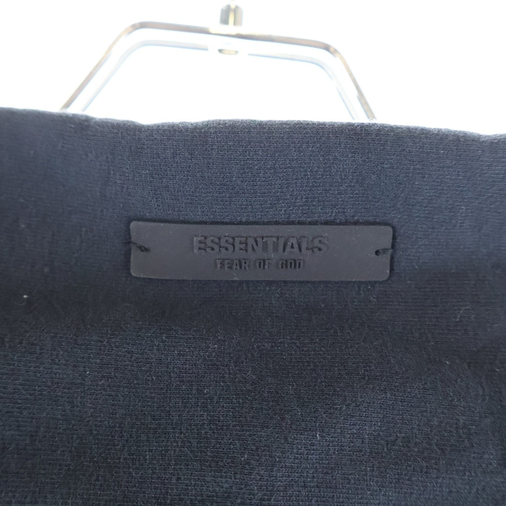 FEAR OF GOD ESSENTIALS(フィアオブゴッド エッセンシャルズ) HOMECOMING プリント プルオーバーパーカー フーディー ブラック