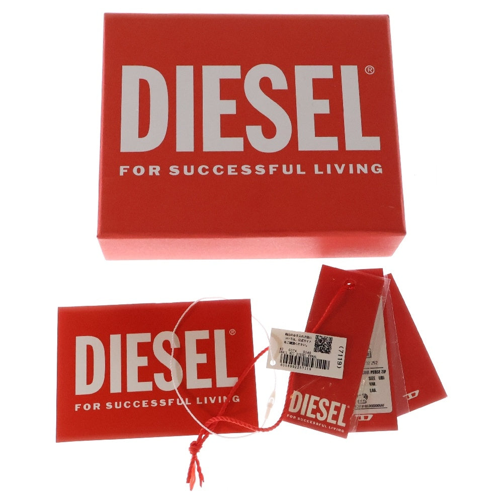 DIESEL(ディーゼル) 1DR-FOLD COIN PURSE ZIP ロゴ刻印 レザーコインケース ブラック X09894P5470