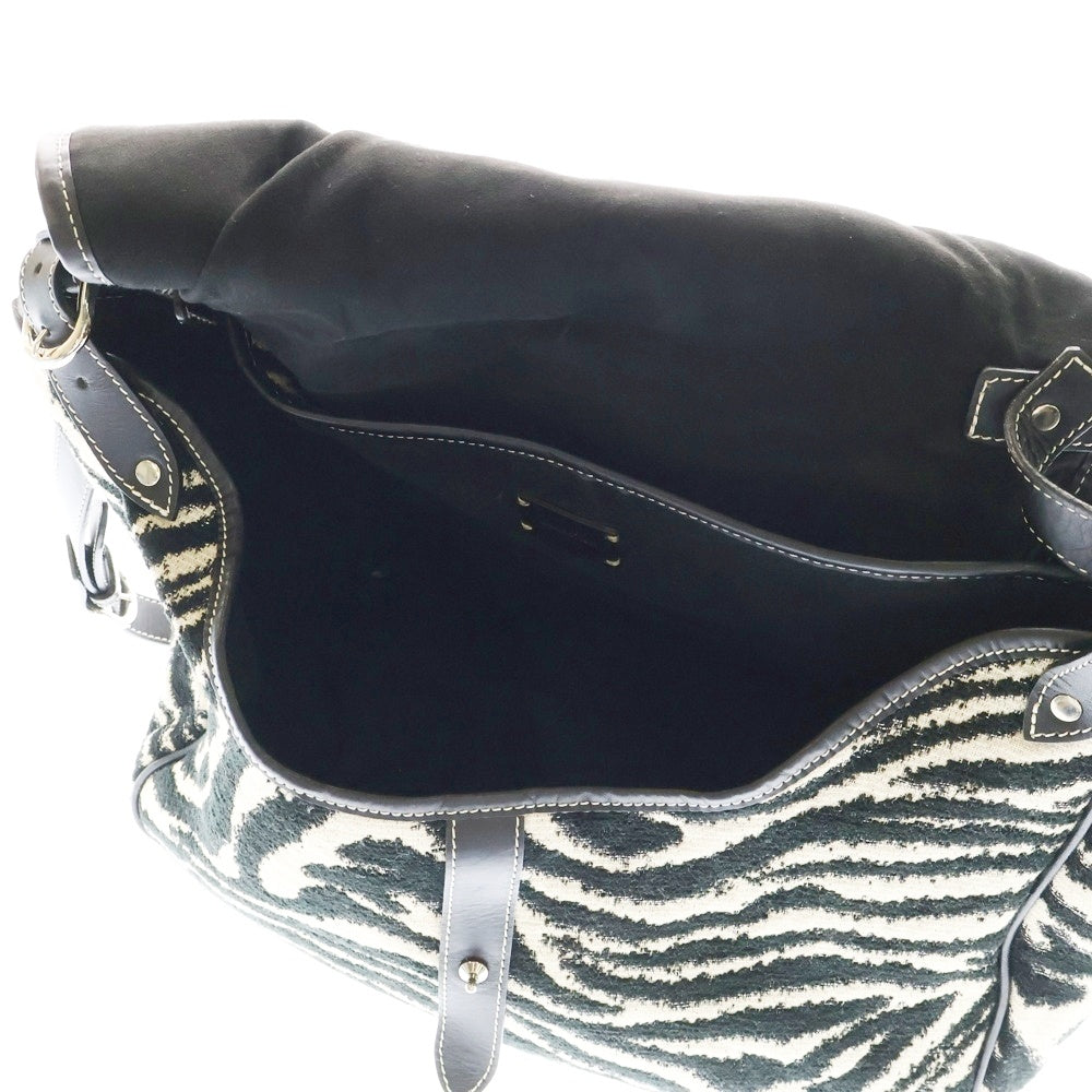 A VACATION(アヴァケーション) KIKI Shoulder bag ショルダーバッグ ゼブラ