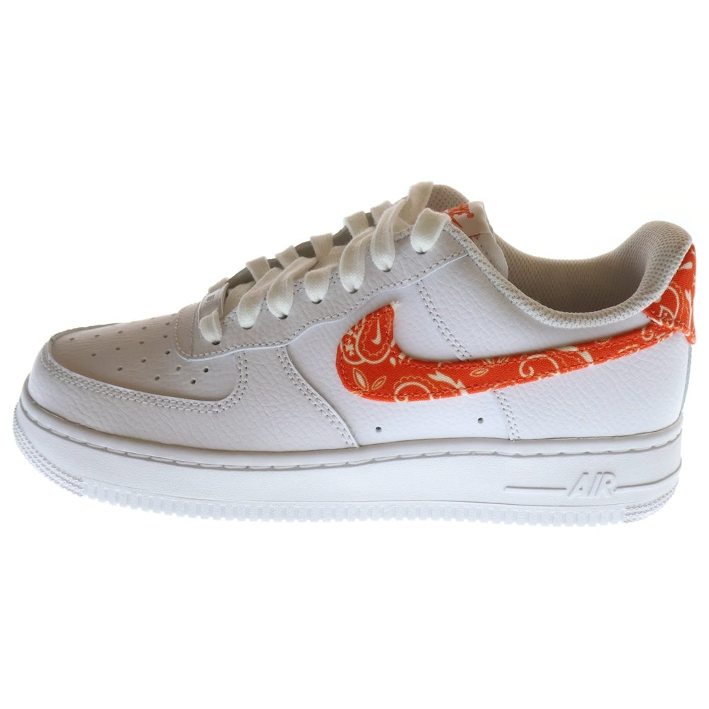 NIKE(ナイキ) WMNS AIR FORCE 1 LOW '07 Essential Orange Paisley ウィメンズ エアフォース ペイズリー ローカットスニーカー ホワイト/オレンジ US7/24.0cm DJ9942-102
