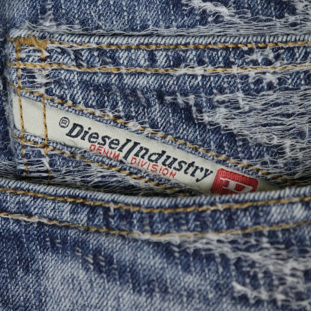 DIESEL(ディーゼル) 25SS 2001 D-MACRO-S2 ジャガード デニムパンツ インディゴ A17214