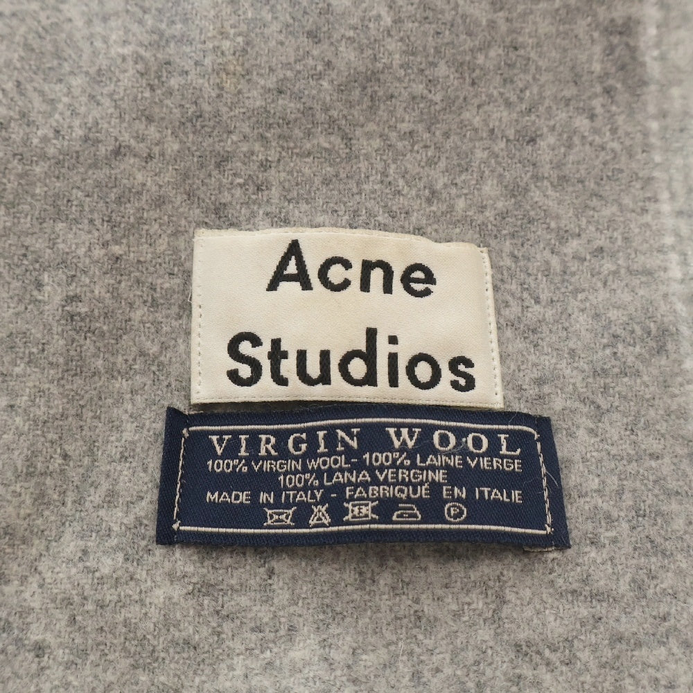 Acne Studios(アクネ ストゥディオズ) VIRGIN WOOL SCARF ヴァージンウール ロゴ マフラー グレー
