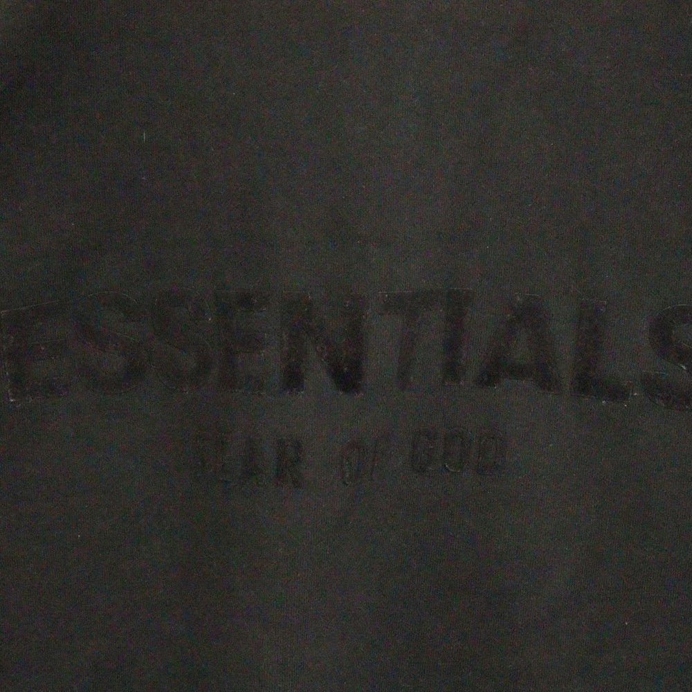 FEAR OF GOD ESSENTIALS(フィアオブゴッド エッセンシャルズ) バックロゴプリント クルーネックスウェットトレーナー ブラック