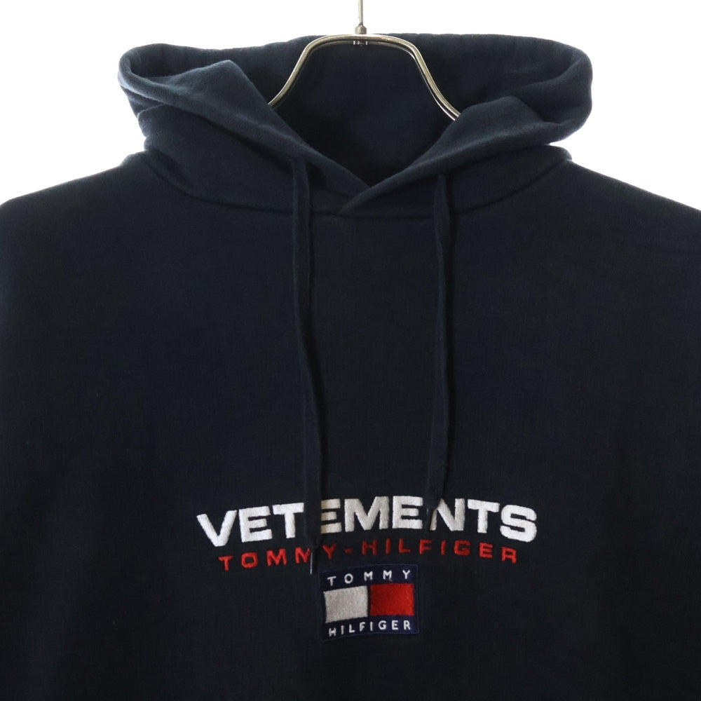 VETEMENTS(ヴェトモン) 18SS × TOMMY HILFIGER Double Sleeves Hoodie トミーヒルフィガー ダブルスリーブ プルオーバーフーディー パーカー ブラック WSS18TR24
