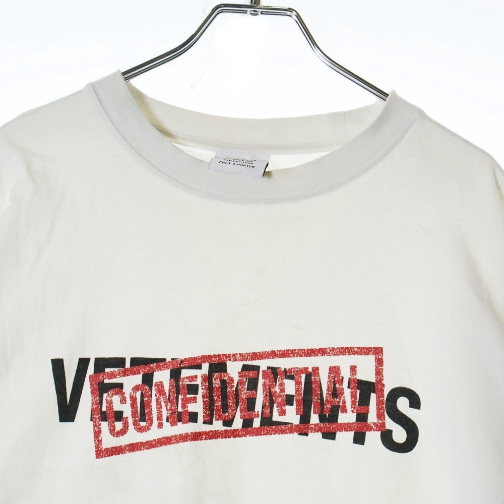 VETEMENTS(ヴェトモン) コンフィデンシャル ロゴ クルーネック 半袖Tシャツ UA53TR460W ホワイト