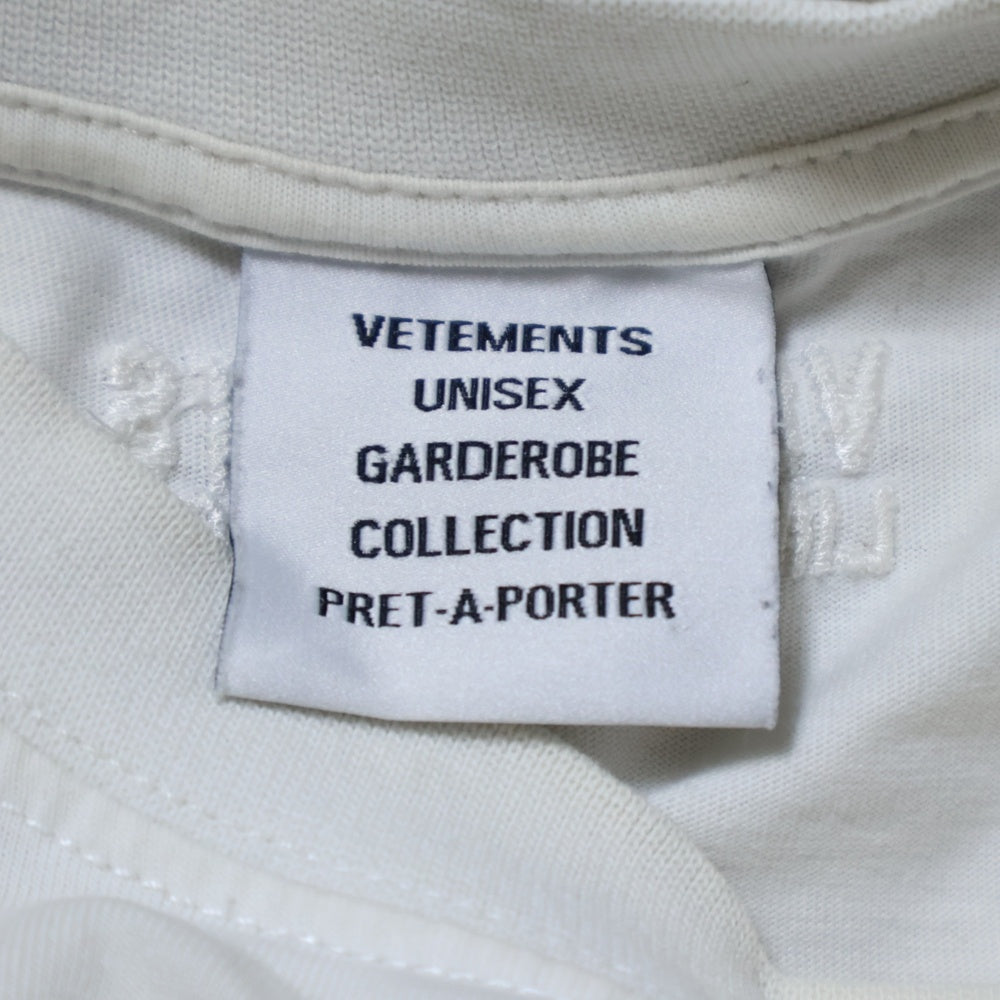 VETEMENTS(ヴェトモン) コンフィデンシャル ロゴ クルーネック 半袖Tシャツ UA53TR460W ホワイト