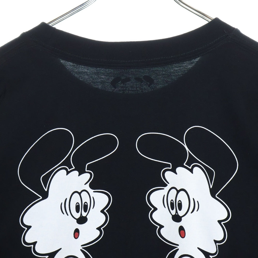 VERDY(ベルディ) ×G-DRAGON UBERMENSCH FAM VICK T-SHIRT ジードラゴン ウーバーメンシュ ファム ヴィック プリント クルーネック 半袖Tシャツ カットソー ブラック