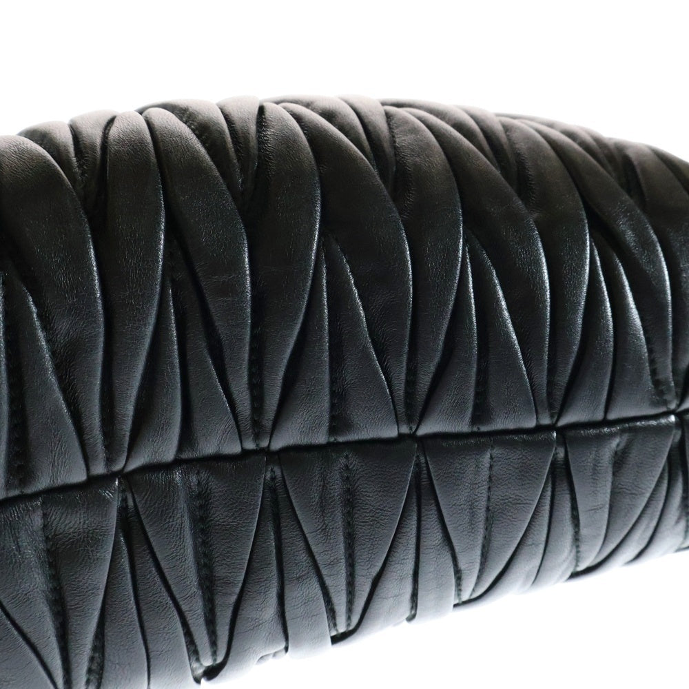 miumiu(ミュウミュウ) MATELASSE マテラッセ レザーハンドバッグ 5BG263 ブラック