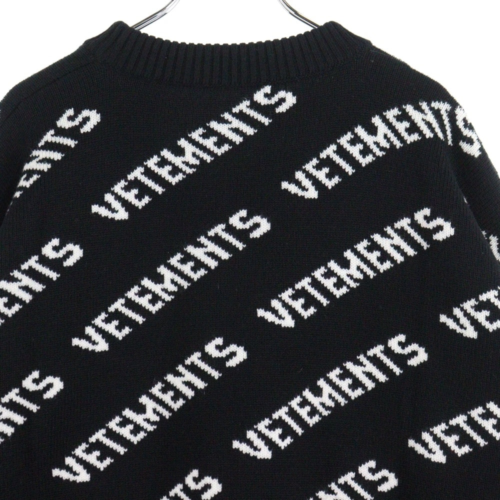 VETEMENTS(ヴェトモン) ロゴ総柄ニット ジャガード セーター ブラック UE54KN220X