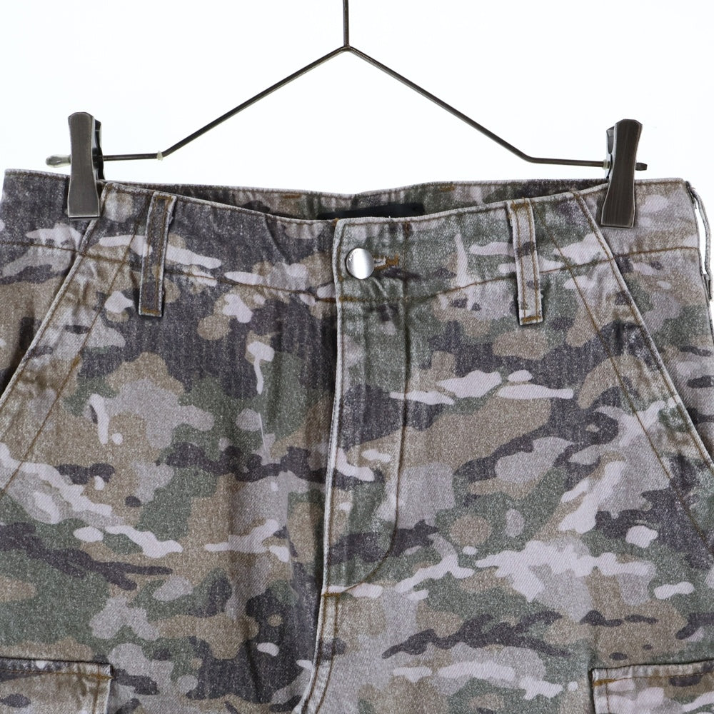 AMIRI(アミリ) M65 CARGO KICK FLARE カモフラ ロゴプレート付き フレアカーゴパンツ トラウザー マルチ