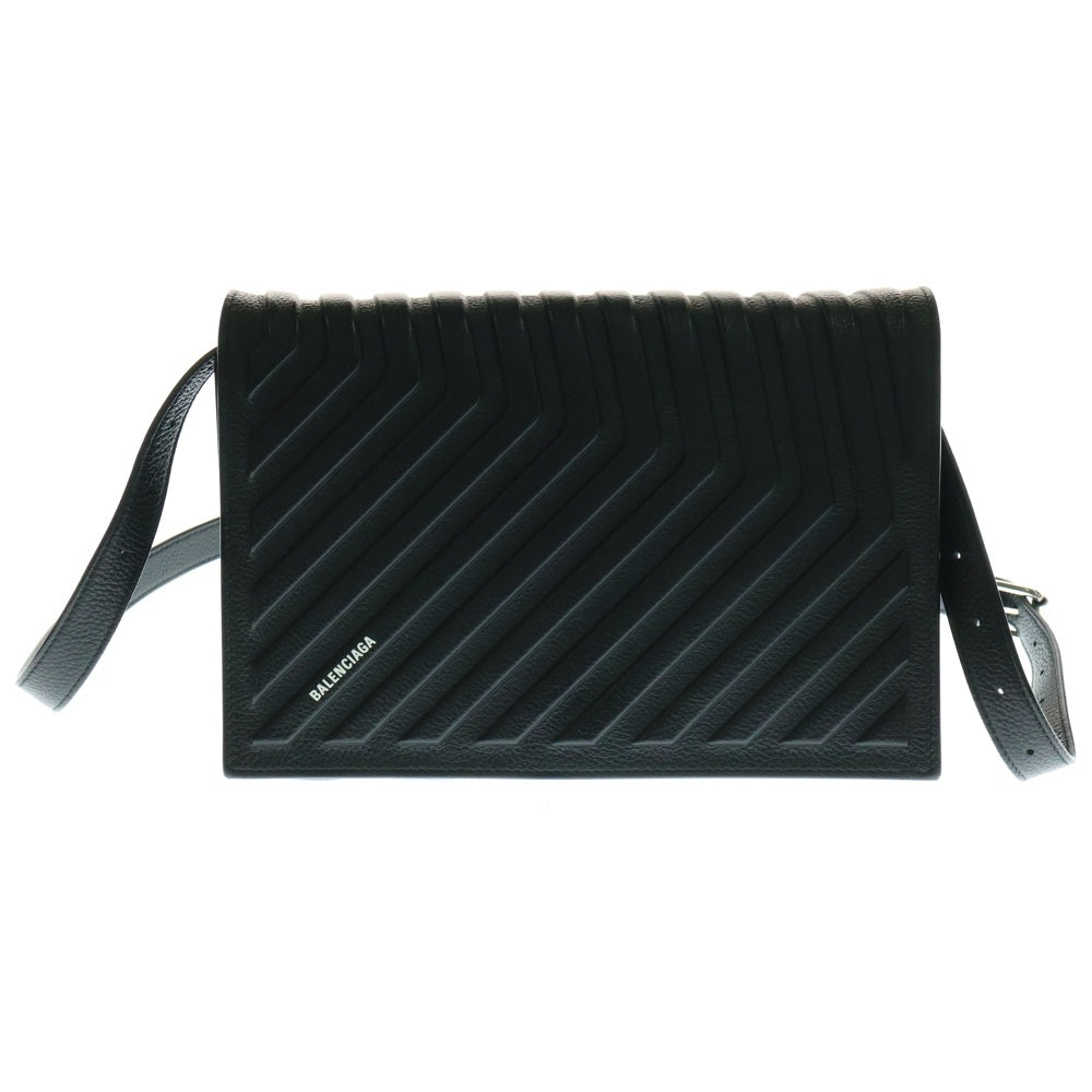 BALENCIAGA(バレンシアガ) AR FLAP BAG W カー フラップ エンボス レザー ショルダーバッグ ブラック 679466