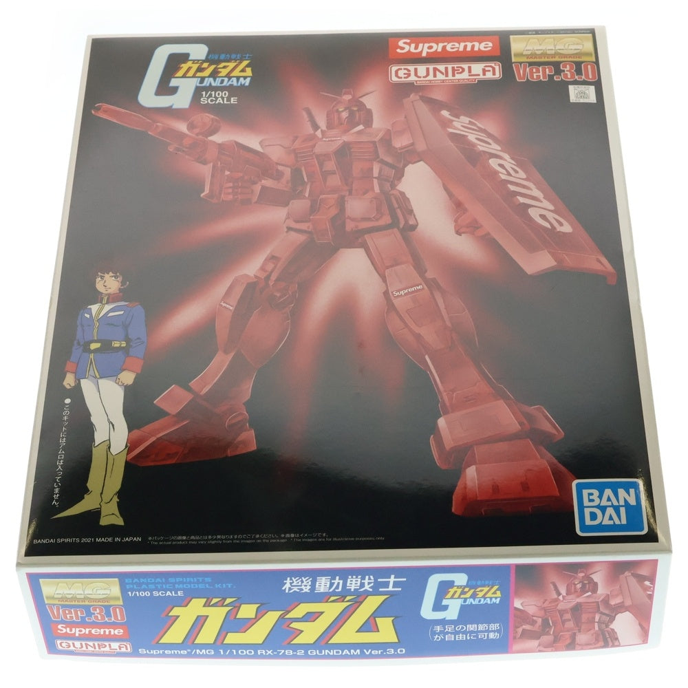 SUPREME(シュプリーム) 21AW ×BANDAI MG 1/100 RX-78-2 GUNDAM Ver.3.0 バンダイ ガンダム プラモデル レッド