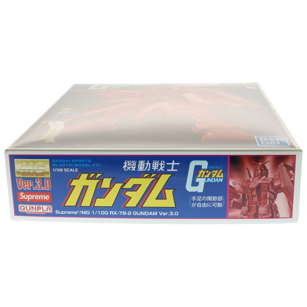 SUPREME(シュプリーム) 21AW ×BANDAI MG 1/100 RX-78-2 GUNDAM Ver.3.0 バンダイ ガンダム プラモデル レッド