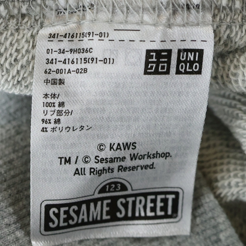 KAWS(カウズ) ×UNIQLO SESAME STREET ユニクロ セサミストリート フロント刺? クルーネックスウェット グレー