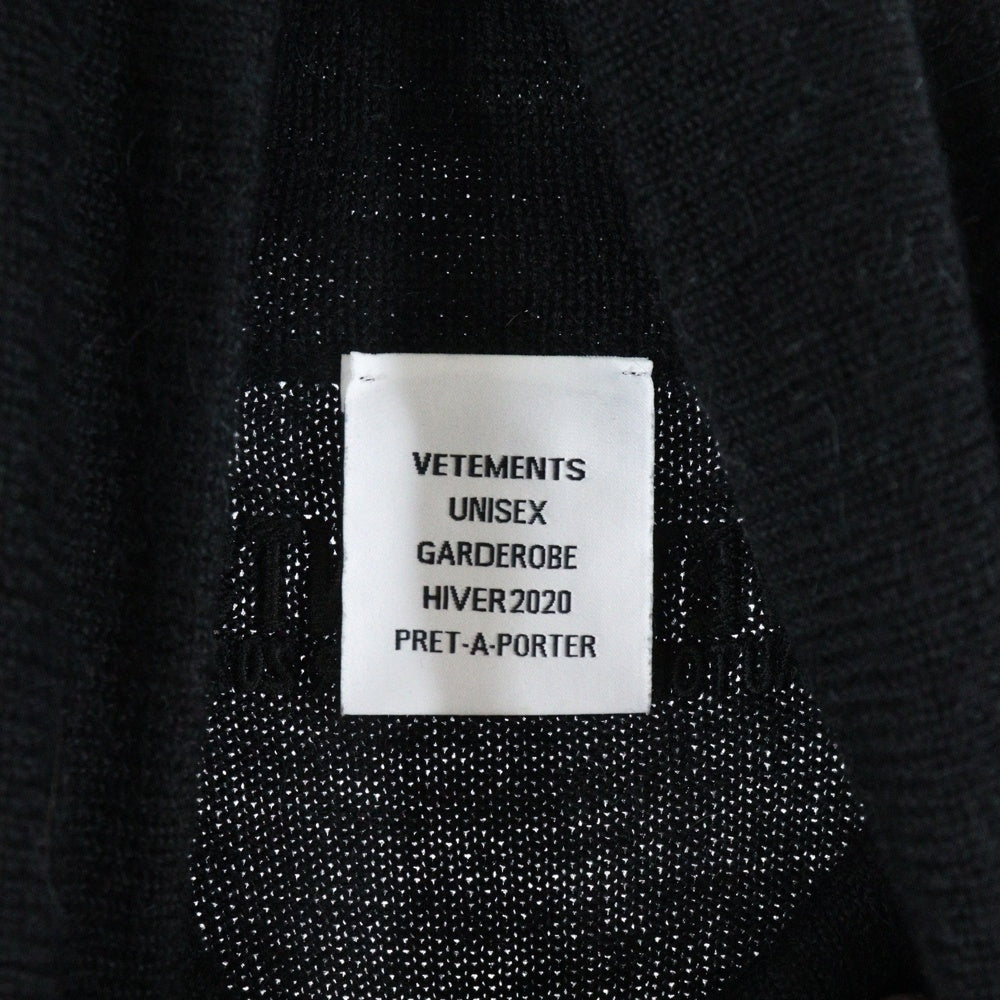 VETEMENTS(ヴェトモン) DOMINIUM IN RECTUM KNIT プリント ハーフジップ ニット セーター UAH20KN609 ブラック