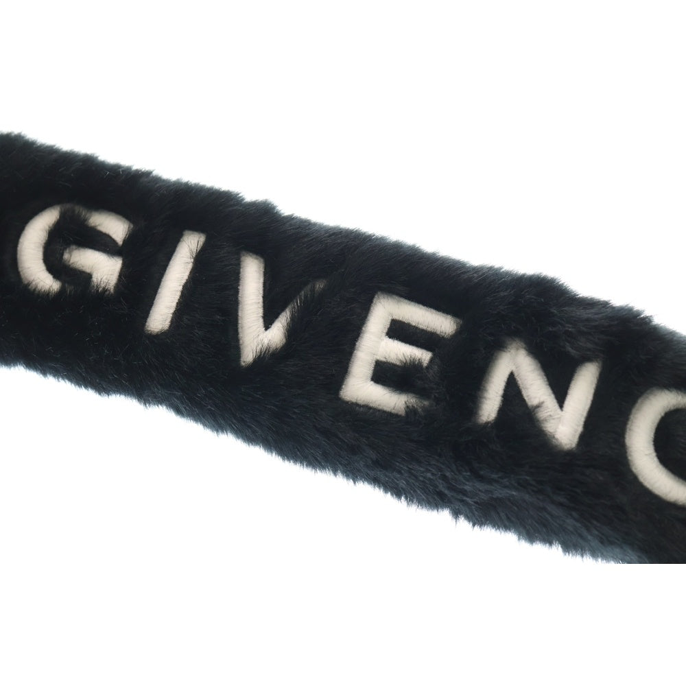 GIVENCHY(ジバンシィ) ファーストラップカバー ブラック BB6048B0AJ