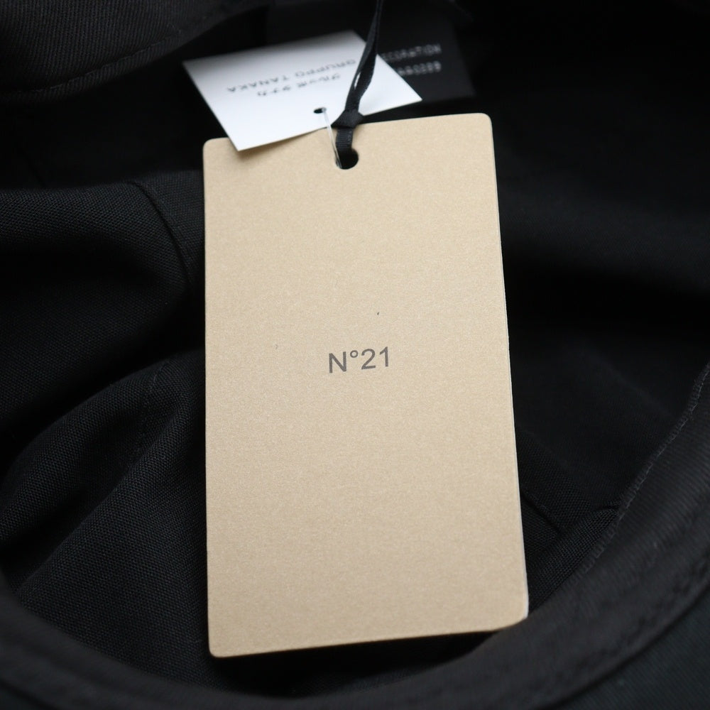 N21 numero ventuno(ヌメロ ヴェントゥーノ) ×NEW ERA ロゴバッジキャスケット キャップ ブラック