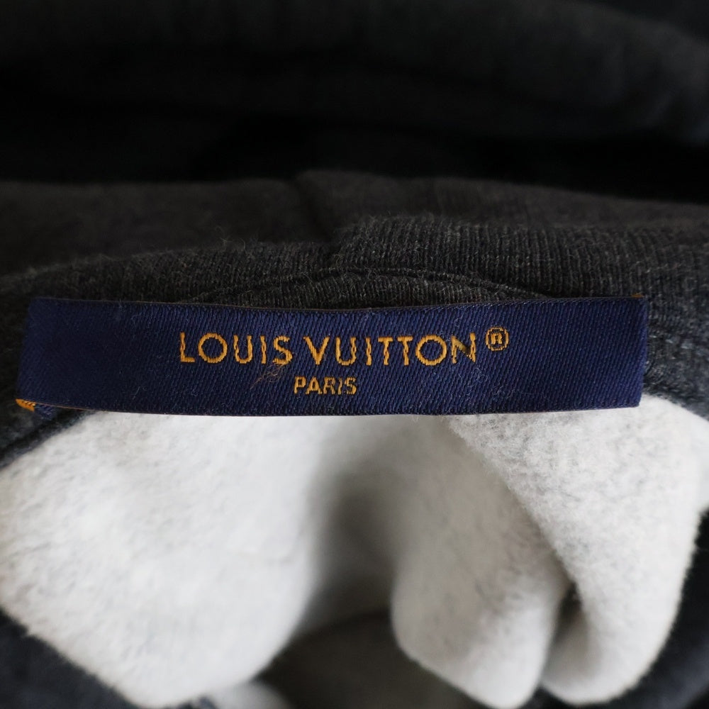 LOUIS VUITTON(ルイヴィトン) 24SS ロゴプリント プルオーバパーカー グレー RM241MQ UYR HQY47W